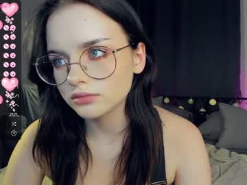 girl
        cute_caprice cam image #2052356