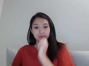 girl
        london_tipton cam image #1579860