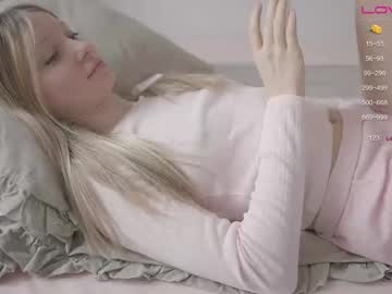 girl
        pureangeldolores cam image #2112591