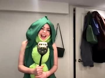 girl
        littlesugarpea cam image #785014
