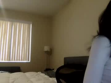 couple
        girlandaguy cam image #334355