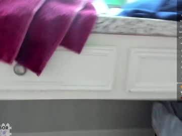 couple
        spaceneighbor cam image #3110298
