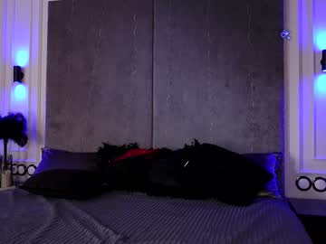 girl
        miladenver cam image #1777233