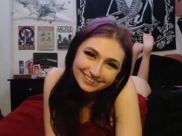girl
        katgotyourfoot cam image #139532