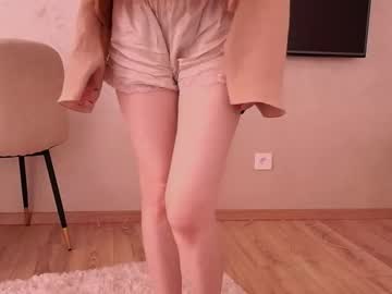 girl
        lilamytee1 cam image #2954732