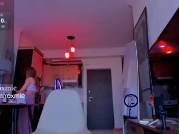 girl
        amazing_roxana cam image #2954131