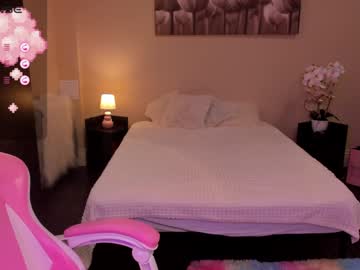 girl
        heilyjia cam image #3338225