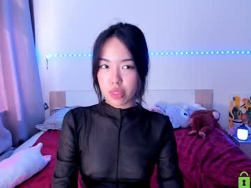 girl
        mitsuko_ cam image #3218595