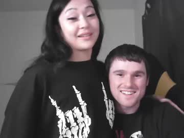 couple
        duke_bronson cam image #330857