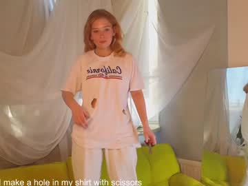 girl
        rowenabyron cam image #2867844