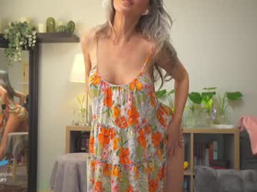 girl
        sunniedayz cam image #875275