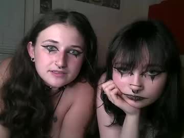 girl
        kiss4p cam image #2996891