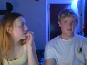 couple
        lilred_69 cam image #1771831