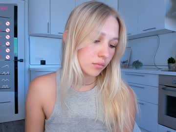 girl
        harriethudson cam image #2936071