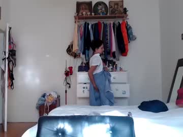 girl
        tomboyskank cam image #431916