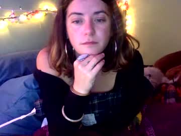 girl
        janicepepper cam image #120365