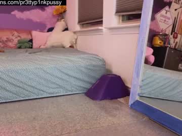 girl
        pr3ttyp1nkpussy cam image #3280032