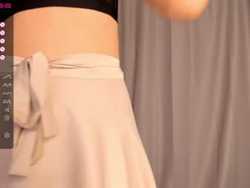 girl
        lisanelsona cam image #1460088