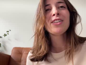 girl
        rosykindred cam image #1909168