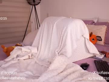 girl
        sweetsthep22 cam image #4127512