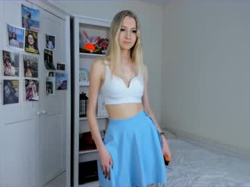 girl
        your_twinkle cam image #2295377