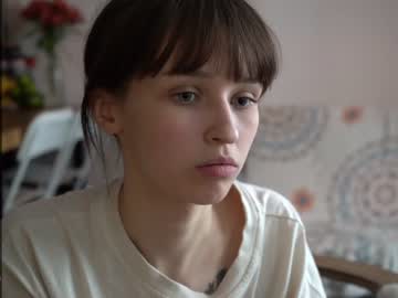 girl
        diruriru cam image #2576830