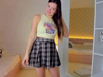girl
        selena_timido cam image #1921370