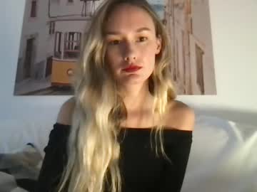 girl
        sweetcocoalice cam image #668797