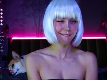 girl
        nika_lodge cam image #1840791