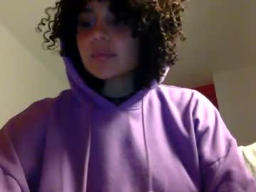 girl
        arletnoa cam image #1808752
