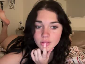 girl
        queencassidyy cam image #3939405