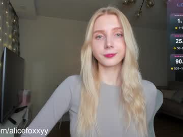 girl
        oh_honey_ cam image #2013959