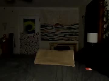 girl
        toriirose cam image #1598992