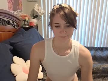 girl
        katynowhere cam image #2756913