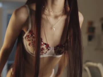 girl
        neferpita cam image #3620184