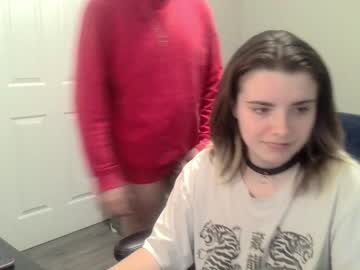 couple
        buttsmasher666 cam image #658142