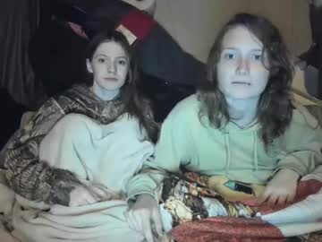 girl
        lenity_life cam image #2978301
