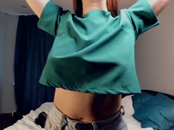 girl
        helen_enjoys cam image #1835203