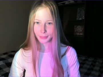 girl
        jenny_angelok cam image #534485