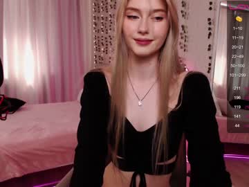 girl
        vonnalein cam image #1116273