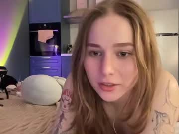 girl
        whoisalisa cam image #3209949