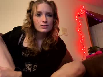 girl
        lenity_life cam image #3572956