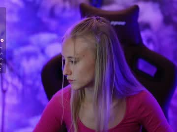 girl
        angeellina cam image #1612391