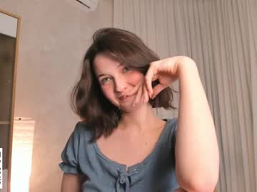 girl
        maudcouncil cam image #4331521