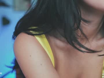 girl
        katdreams cam image #1304688