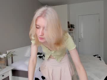 girl
        gin_yoon cam image #2911283