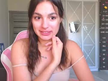 girl
        jessiexxi cam image #3011475