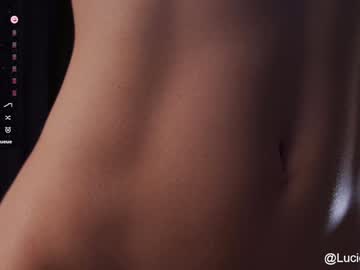 girl
        lucie_beltran cam image #3685701