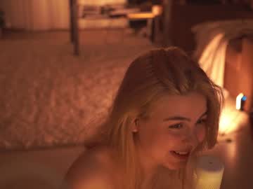 girl
        hannasthesia cam image #4049149