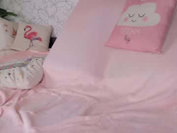 girl
        tossy_flossy cam image #1315196